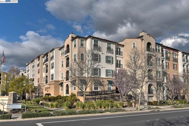 Building Photo - 3275 Dublin Blvd Unit 3275 Dublin Blvd