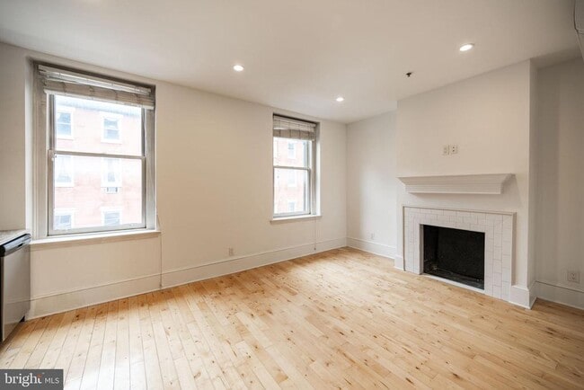 Building Photo - 1310 Spruce St