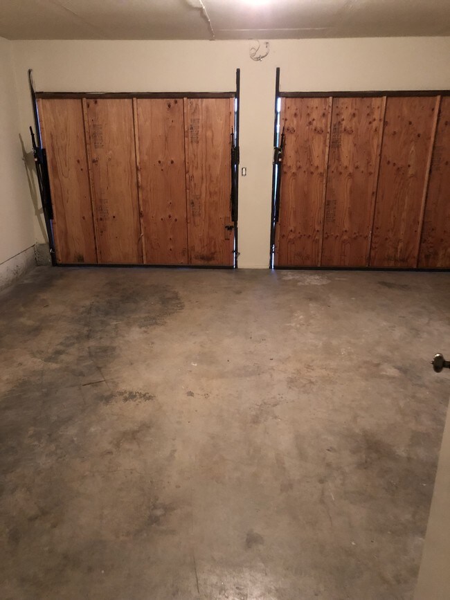 Photo - 8092 Larson Avenue