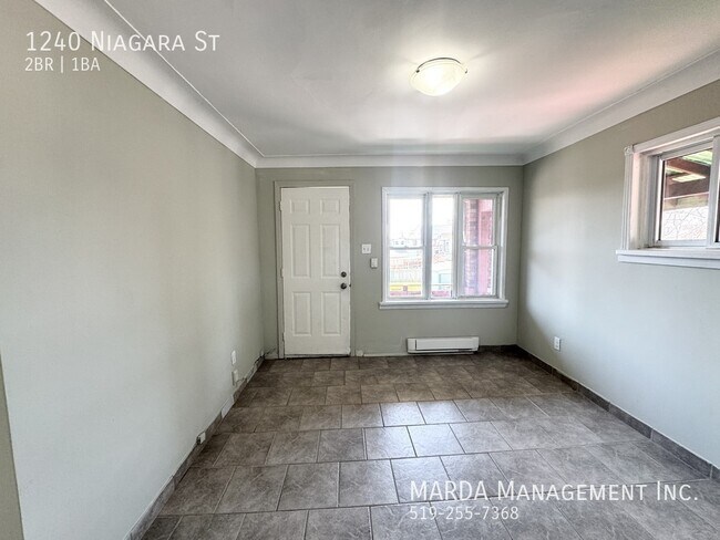 Photo - COZY 2 BED/1 BATH UPPER UNIT + HYDRO FREE INTERNET!!