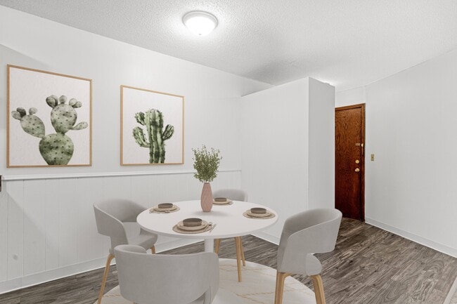 Photo - Burgundy And Hillsboro