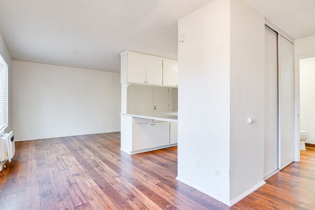 Parkview Poway Apartments