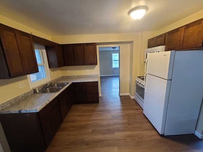 Photo - 8149 Antioch Rd