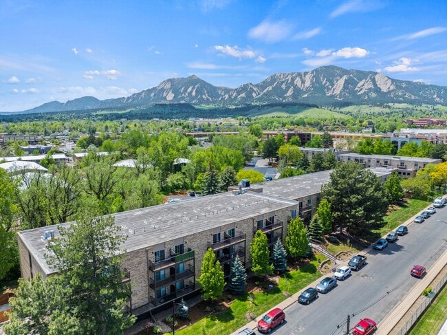 Photo - Mountainaire Apartments