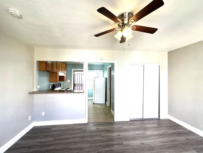 Photo - 6120 Unit 6120