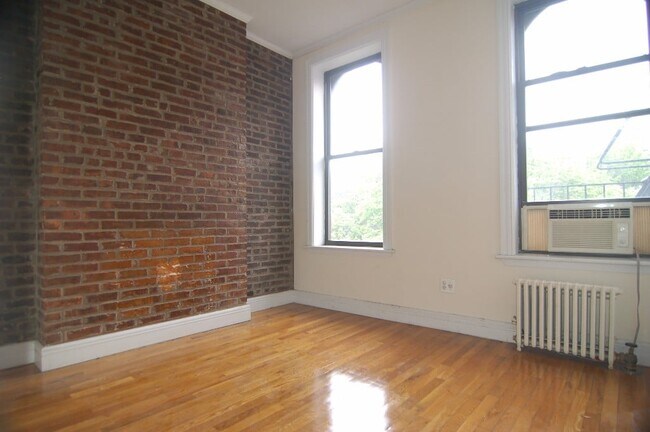 Photo - 246 Mott St Unit 18