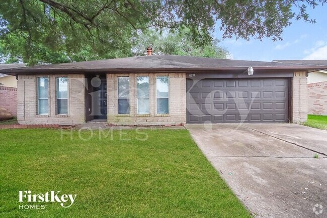 Building Photo - 16239 La Terra Dr Rental