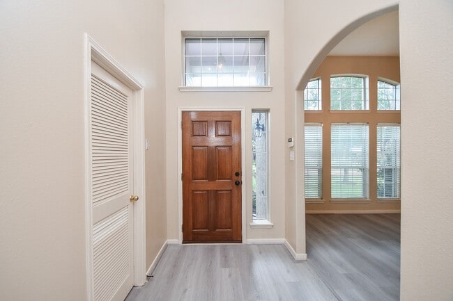 Photo - 15114 Snow Hill Ct