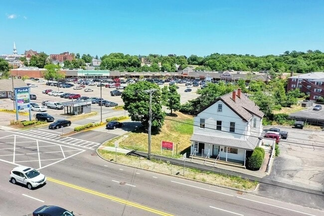 1002 Main St Unit 5
