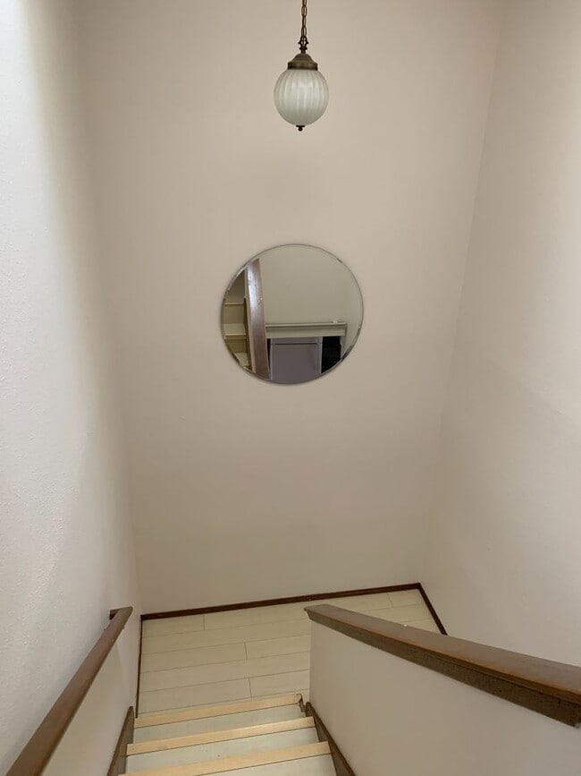 Photo - Nice 2 Bed/1.5 Bath Condo in Bellevue!