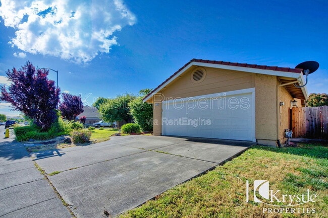 Photo - 229 Folland Dr