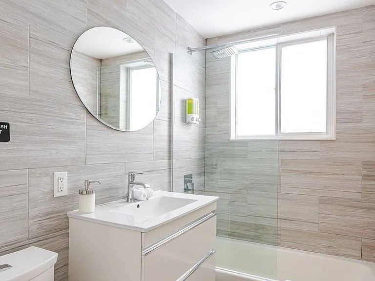 Photo - 865 Collins Ave Unit 301