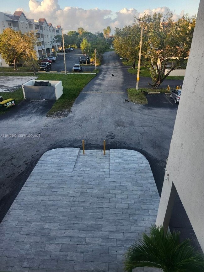 Photo - 8240 SW 210th St Unit 220