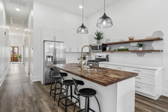 Photo - 2524 Cleveland Ave Unit 2524