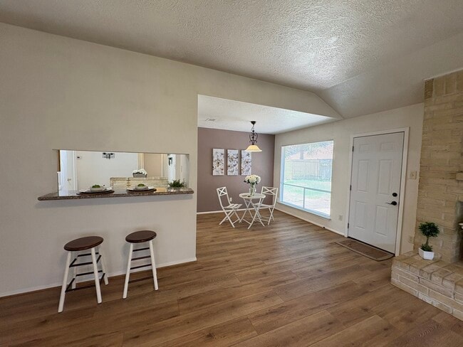 Photo - 4834 Bridgemont Ln