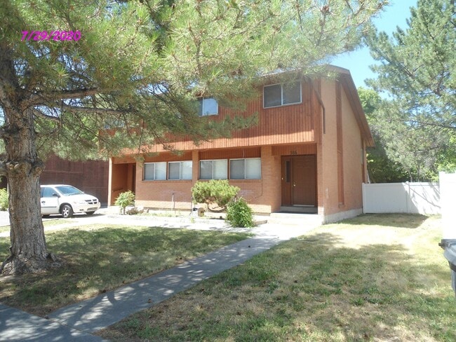 Building Photo - 586 W 1975 N