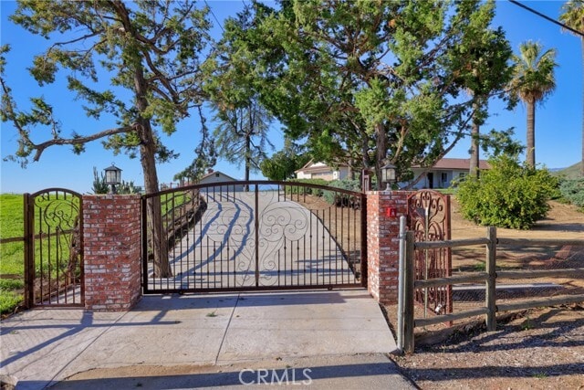 Building Photo - 12646 10th St