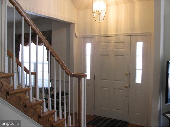 Photo - 218 Silverbell Ct