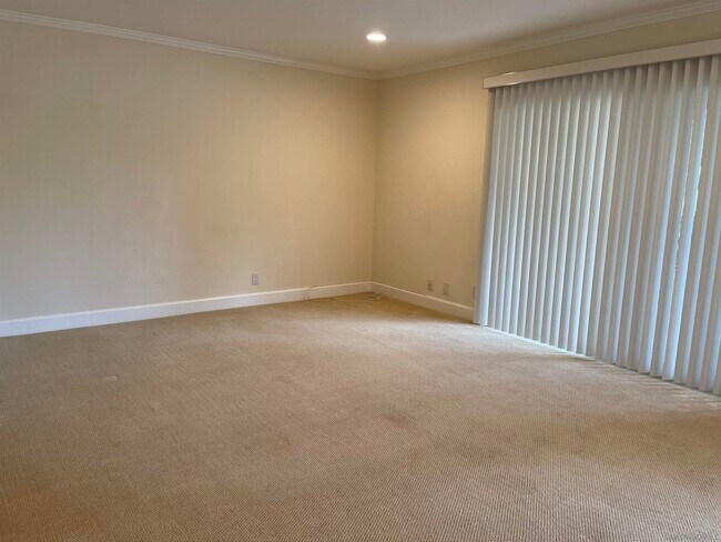 Photo - 3172 Via Alicante