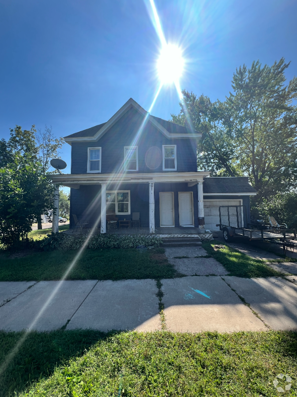 Building Photo - 104 N Rural St Rental