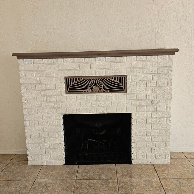 Photo - 3 bedroom/2 bath home for Rent