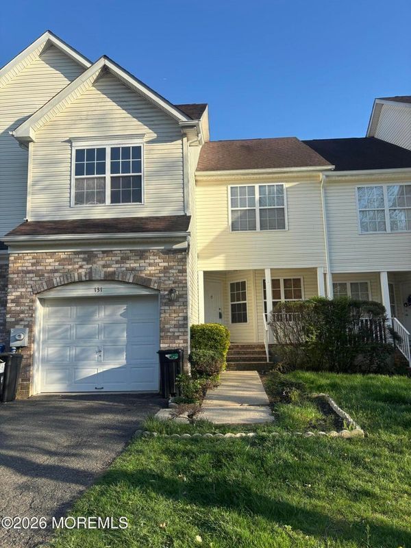 Photo - 131 Murray Dr