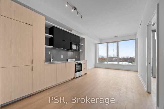 Photo - 6 Parkwood Av Unit 607