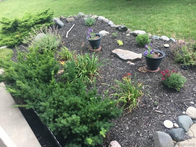 Photo - 10105 Edgewater Trail