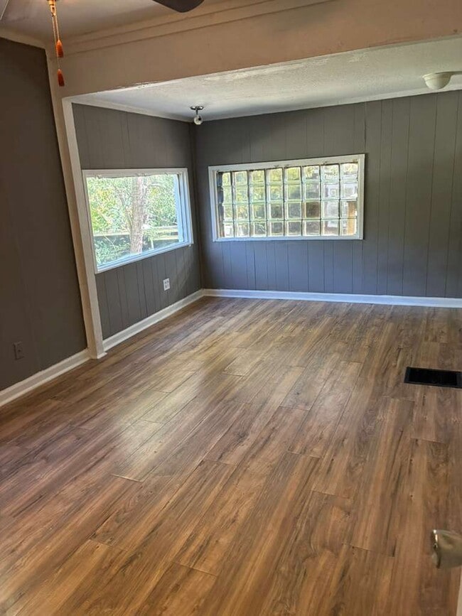 Photo - 5112 Edith Ave