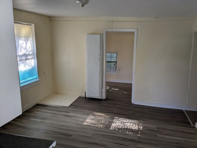 Photo - 2 Bed 1 Bath with Fenced Yard on Corner Lot