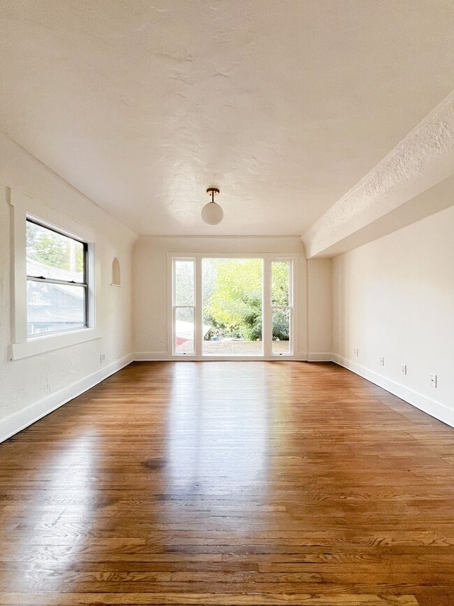 Photo - 2246 N Alvarado St Unidad 2248 N Alvarado St