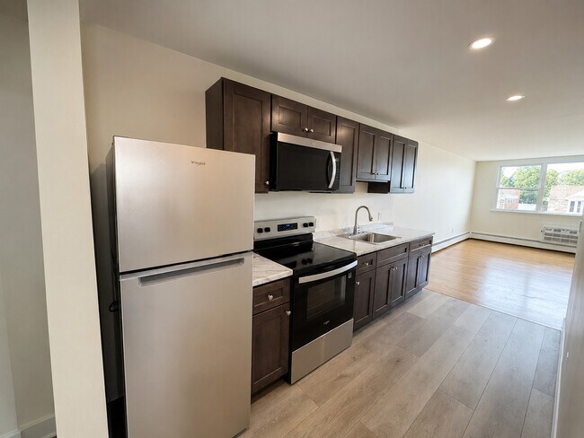 Photo - 9317 Walker St Unidad Floor 2