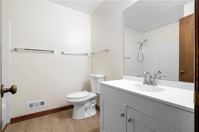 Photo - 3260 Creek Hollow Dr