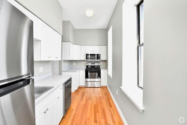 Building Photo - 5 Forest St Unit #1 Rental