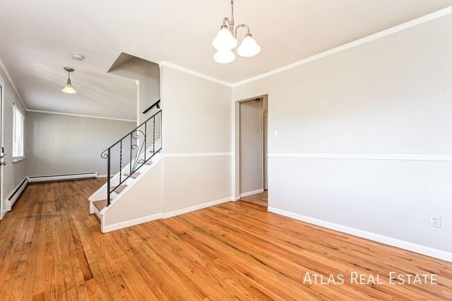 Photo - 331 S Victor St