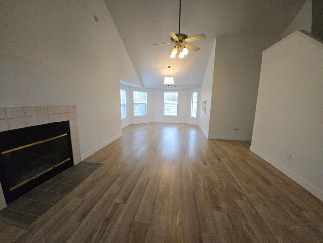 Photo - 1707 SW Hartley Ave