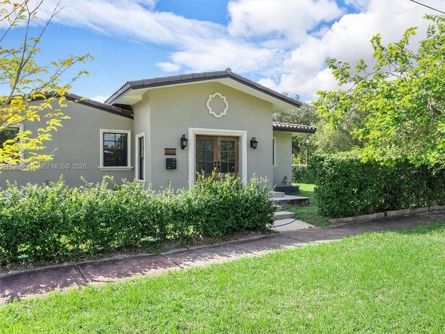 Photo - 1500 Biarritz Dr