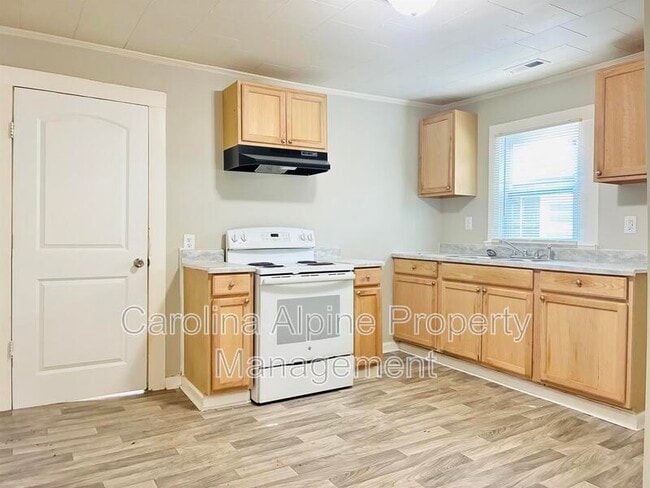 Photo - 410 Carolina Ave