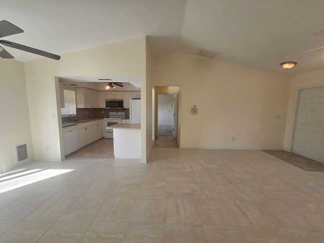 Photo - 3/2/2 Annual Rental Available!!