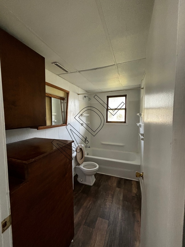 Photo - 201 Old Kawkawlin Rd Unit 3