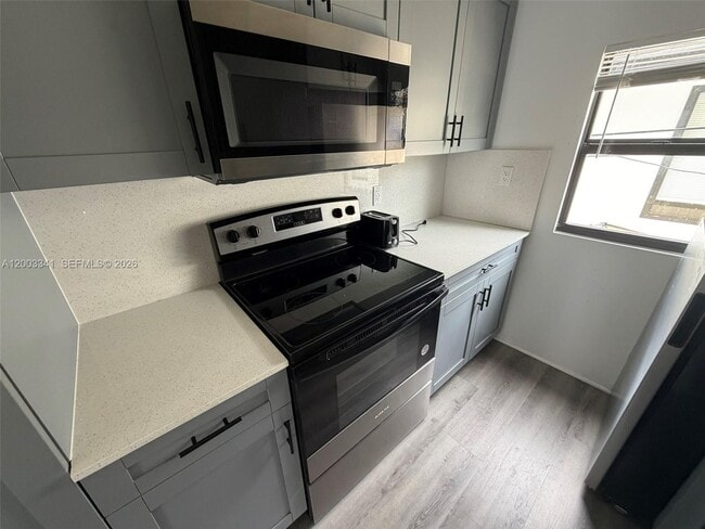 Photo - 628 SW 21st Ave Unit 1