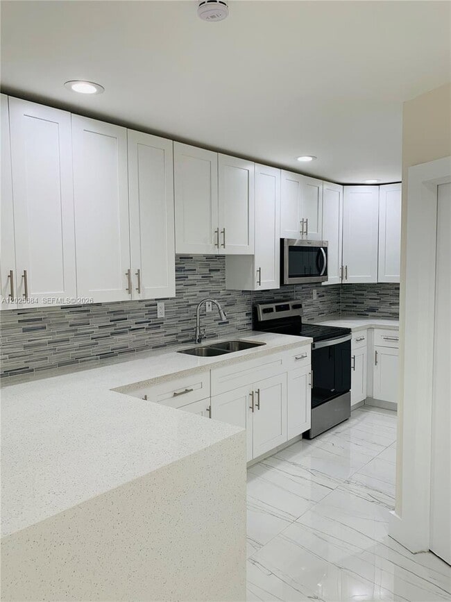 Photo - 17010 NW 53rd Ave