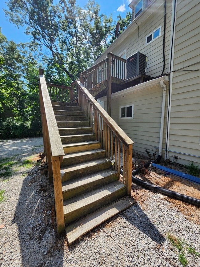 Building Photo - 203 W Morrison St Unit 203 W Morrison St Apt B