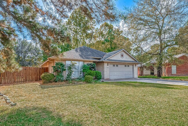 Photo - 7135 Woodland Oaks