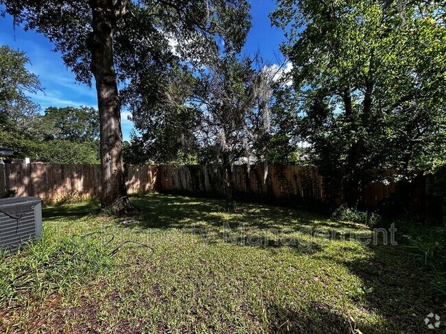 Building Photo - 11181 Mikris Dr S Rental
