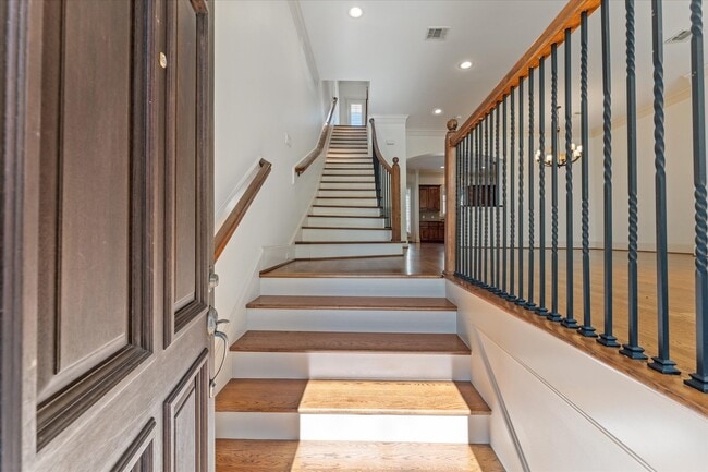 Photo - 36 Waterway Ct