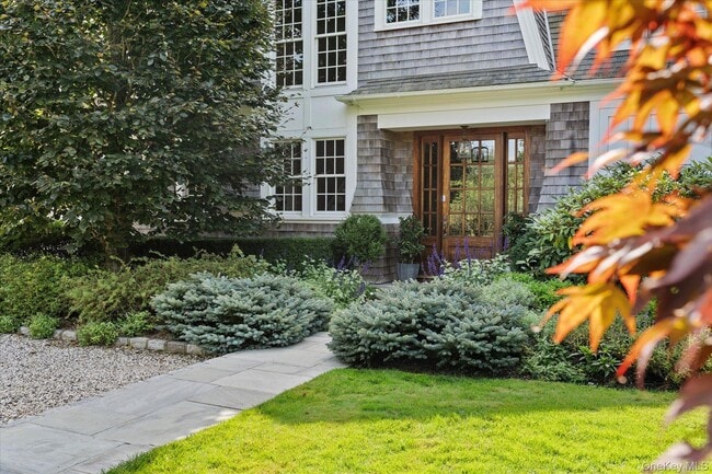 Photo - 231 Flying Point Rd