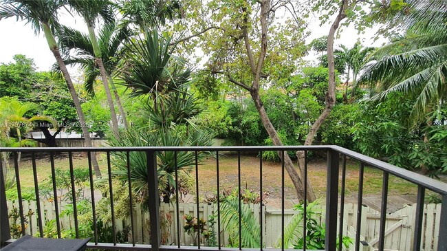 Photo - 1655 NE 115th St Townhome