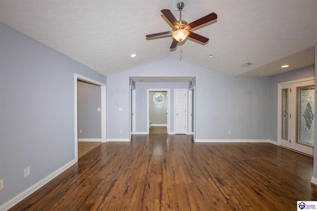 Photo - 100 Radford Ct