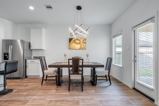 Photo - 2815 Magnolia Blossom Ln